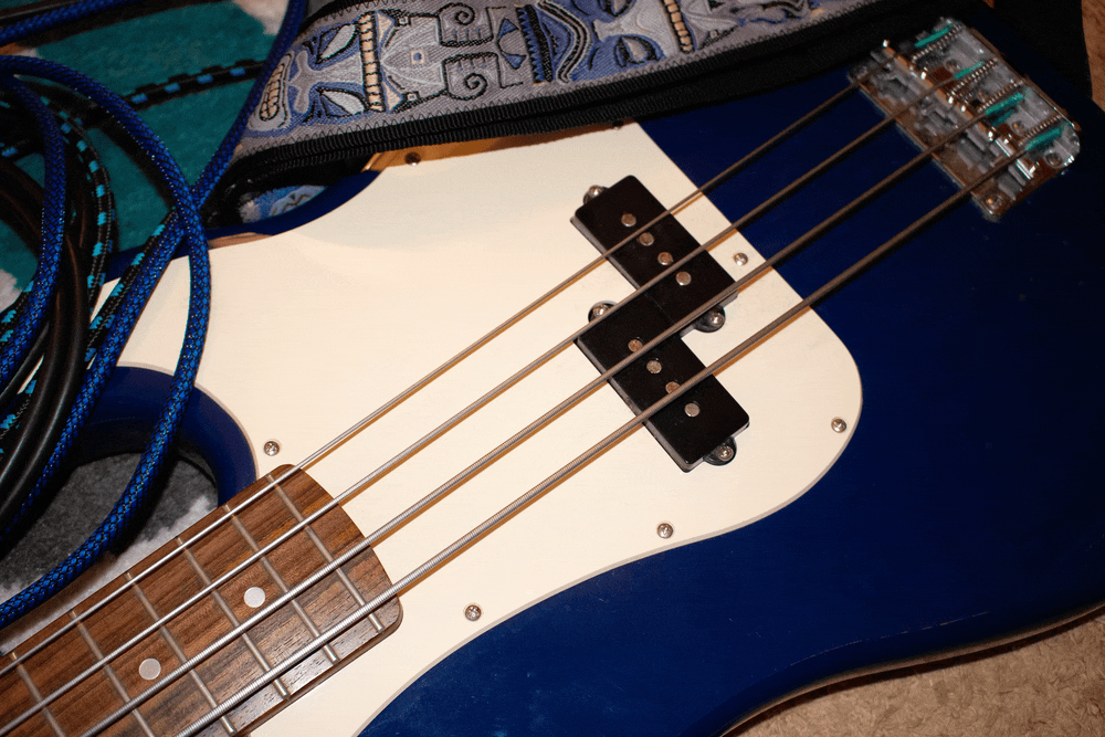 strings-new-gif